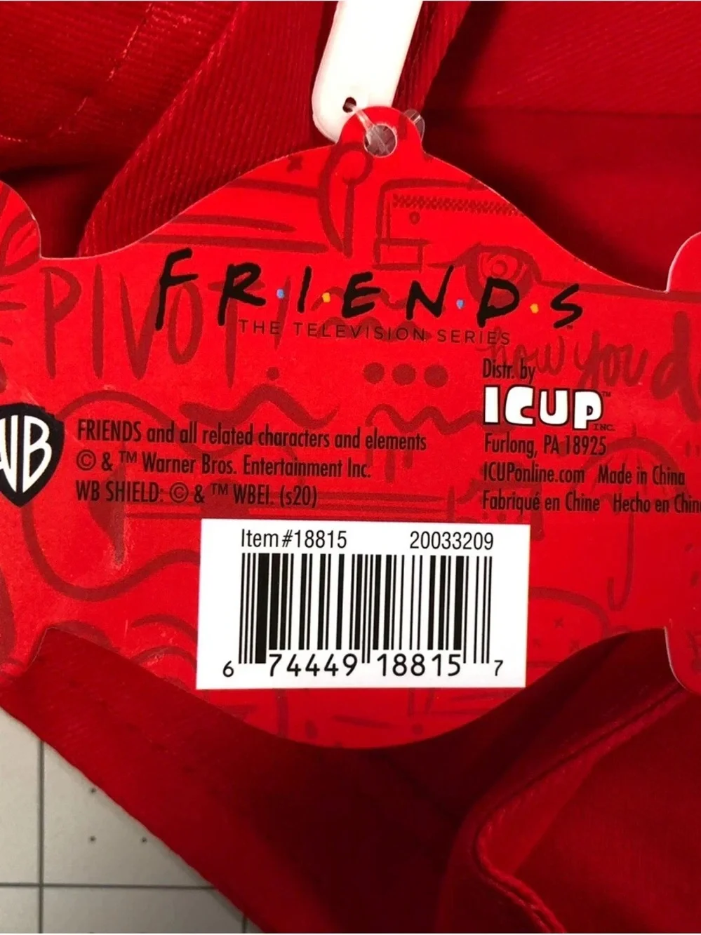 Central Perk Cafe Red V-Neck Apron Friends TV Show One Size Fits Most NEW NWT